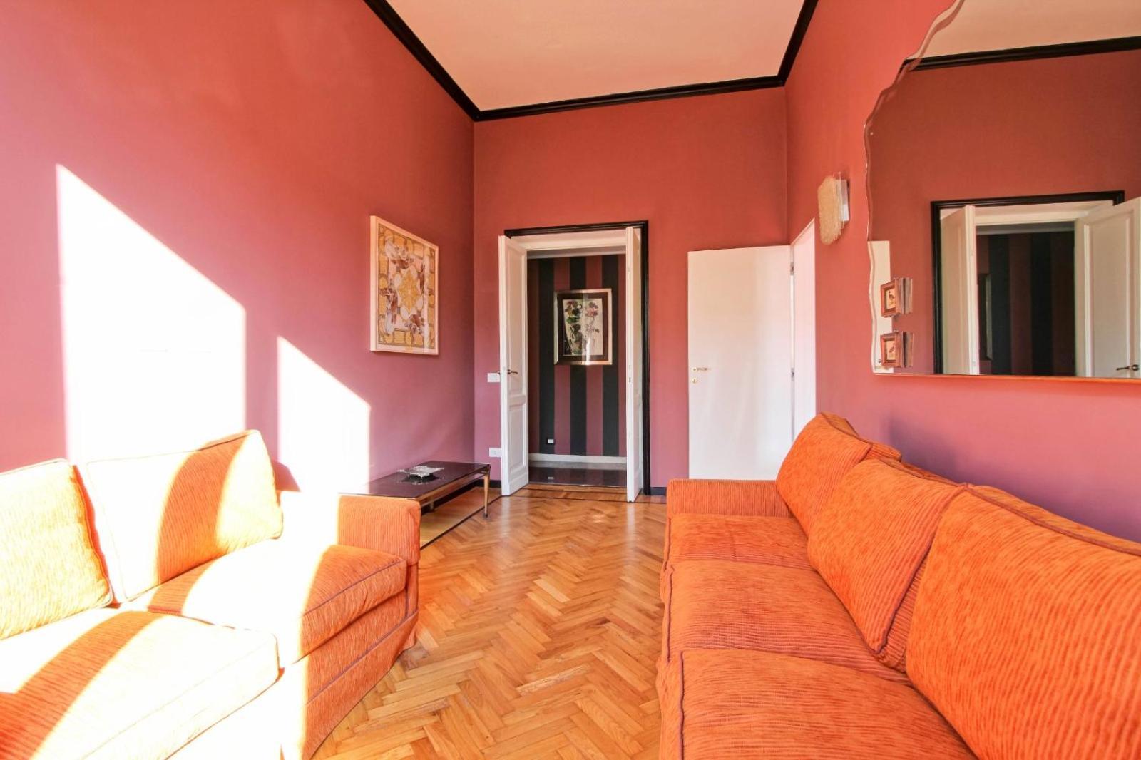 Apartamento Tibullo ,classico Ed Elegante *